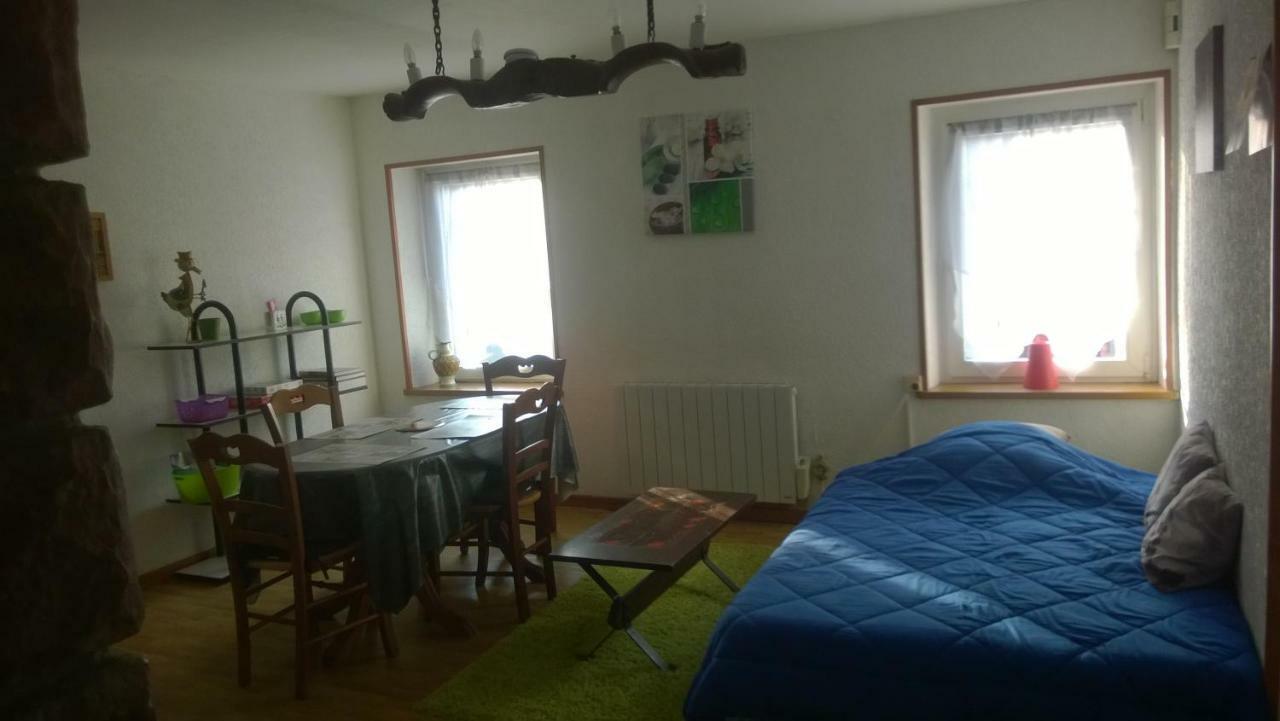 Gite Appartement Du Pays Des Lacs De Pierre Percee Celles-sur-Plaine Zewnętrze zdjęcie